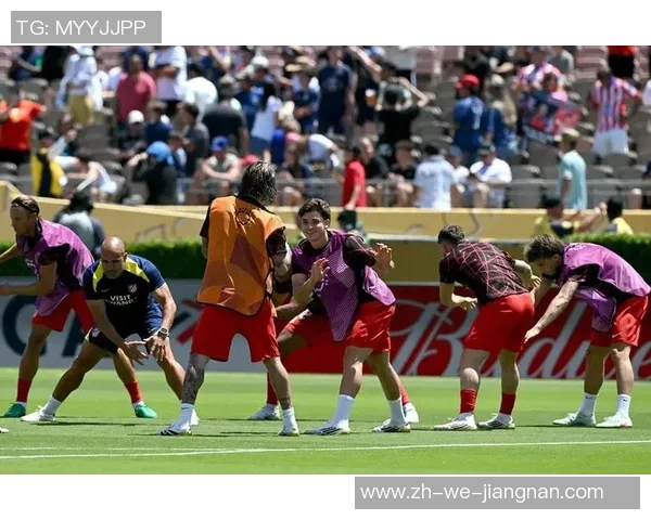 足球进监狱的背后故事揭示了运动与法律交织的复杂关系与社会现象